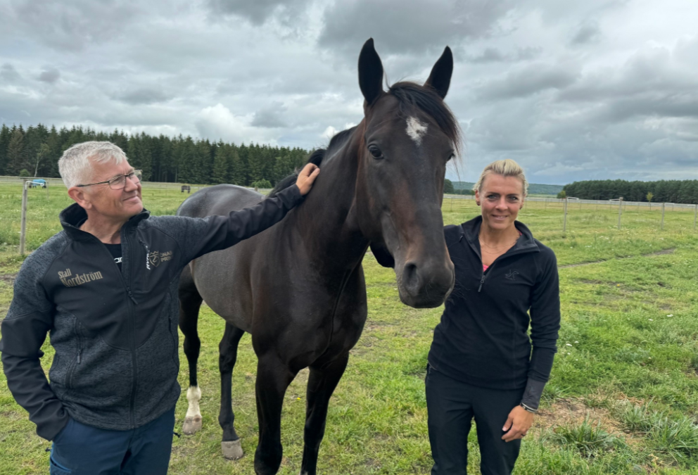 Per og Emma Nordstrøm med Önas Prince